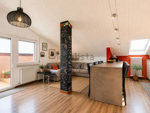 Appartamento in vendita di 103 m² in Via Pietro Giusti