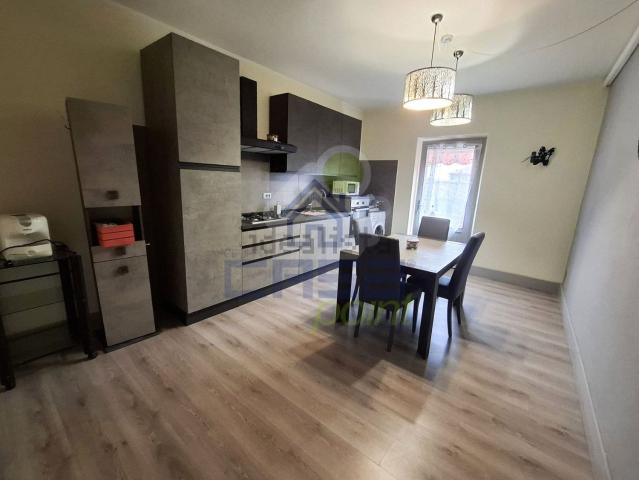 Appartamento in vendita di 103 m² in Via Roma