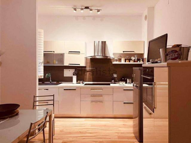 Appartamento in vendita di 103 m² in Via Raffaello Motta