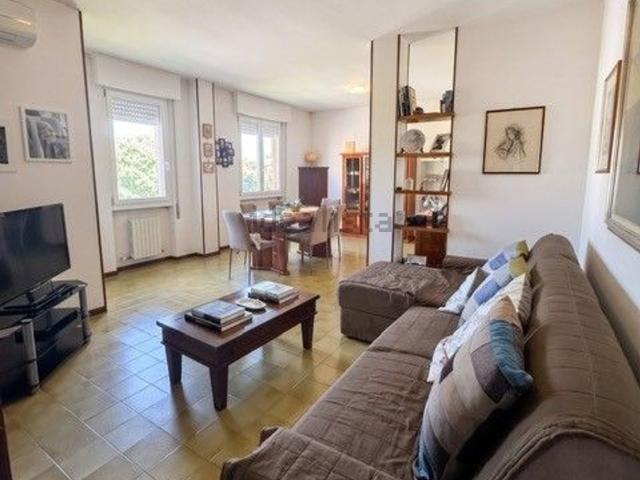 Appartamento in vendita di 103 m² in Via Ragazzi del ̕99