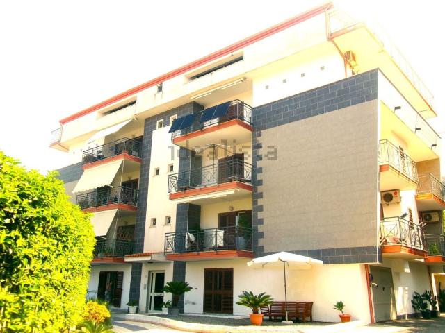 Appartamento in vendita di 103 m² in Via Riace, 38