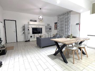 Appartamento in vendita di 103 m² in Via Tagliata, 2