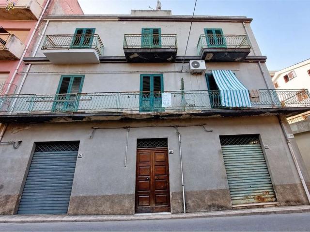 Appartamento in vendita di 103 m² in Via Trento, 26