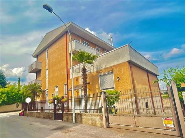 Appartamento in vendita di 103 m² in Via Virgilio