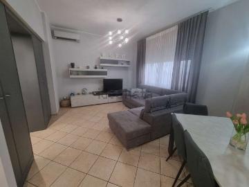 Appartamento in vendita di 103 m² in Via Zara, 7