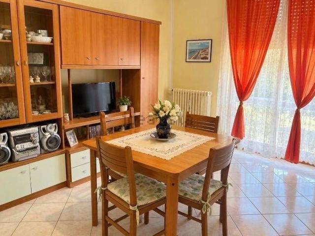Appartamento in vendita di 103 m² in Viale dei Tigli