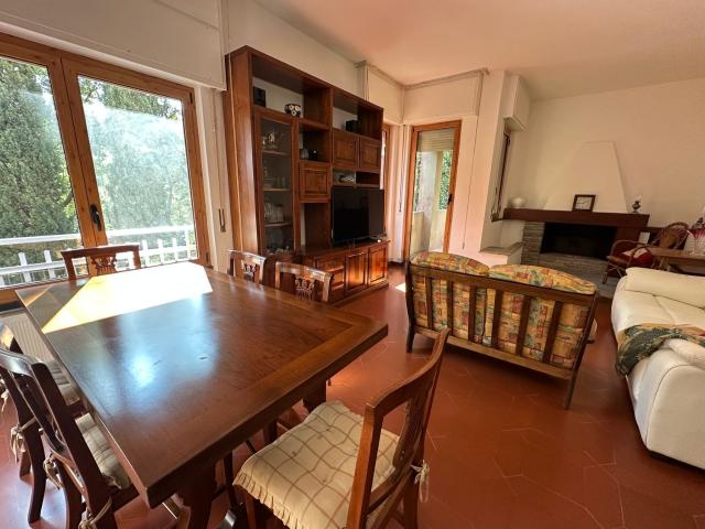 Appartamento in vendita di 103 m² in Viale delle Palme, 3