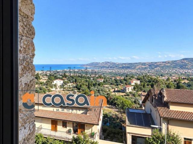 Appartamento in vendita di 103 m² in Corso Umberto I, 12