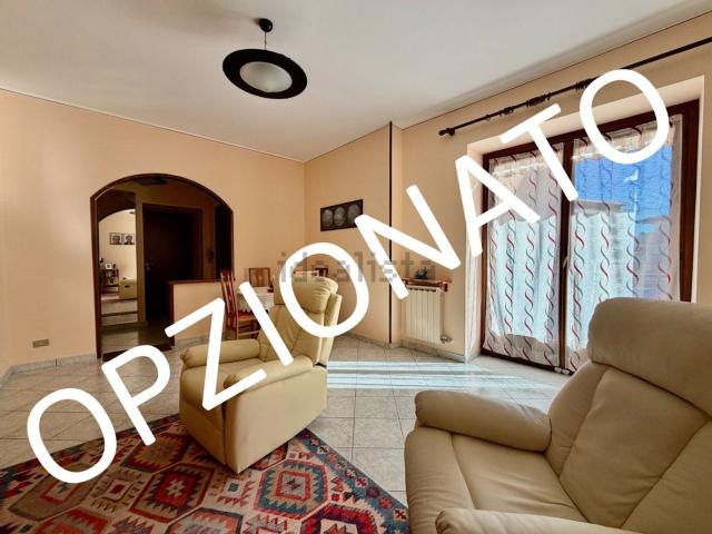 Appartamento in vendita di 103 m² in Corso Benedetto Cairoli, 92
