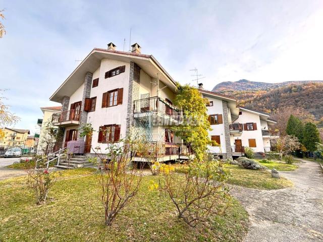 Appartamento in vendita di 103 m² in Frazione Plan Felinaz, 48