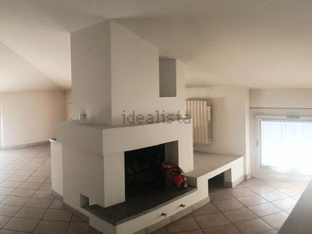 Appartamento in vendita di 103 m² in Largo Angelo Magnani