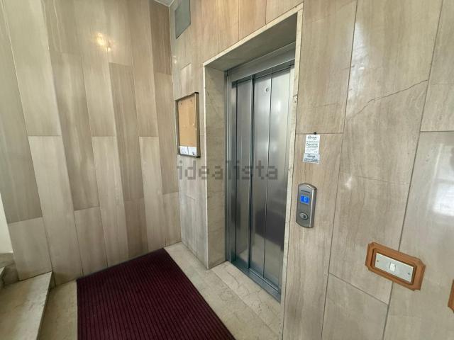 Appartamento in vendita di 103 m² in Piazza A. Manzoni
