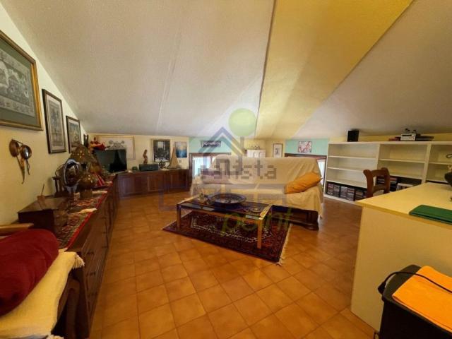 Appartamento in vendita di 103 m² in Piazza Turati