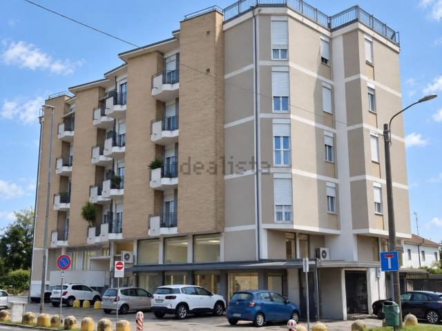 Appartamento in vendita di 104 m² in Via Comasinella