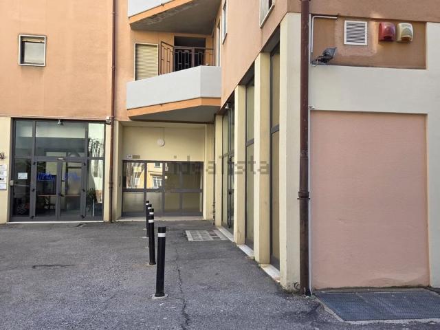 Appartamento in vendita di 104 m² in Via Como, 40