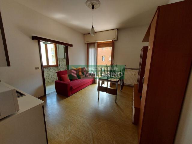 Appartamento in vendita di 104 m² in Via Camillo Sbarbaro