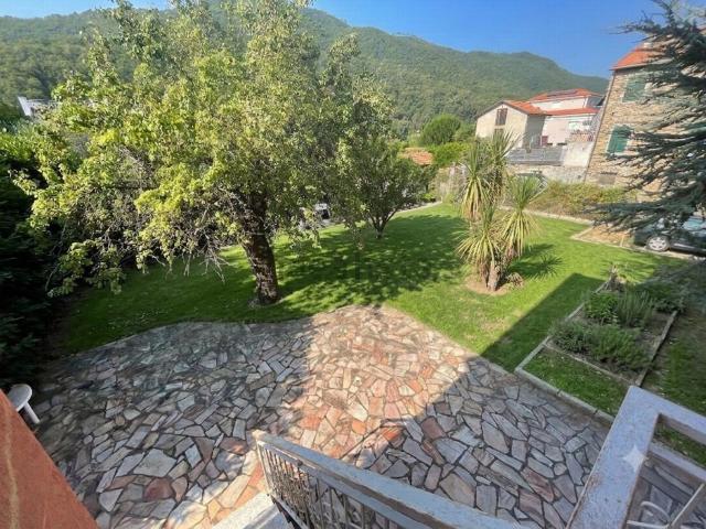Appartamento in vendita di 104 m² in Via Case Sottane, 4