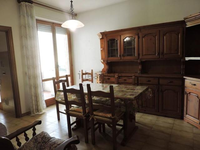 Appartamento in vendita di 104 m² in Via Cassia Aurelia I