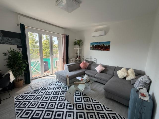 Appartamento in vendita di 104 m² in Via Ciro Menotti, 13