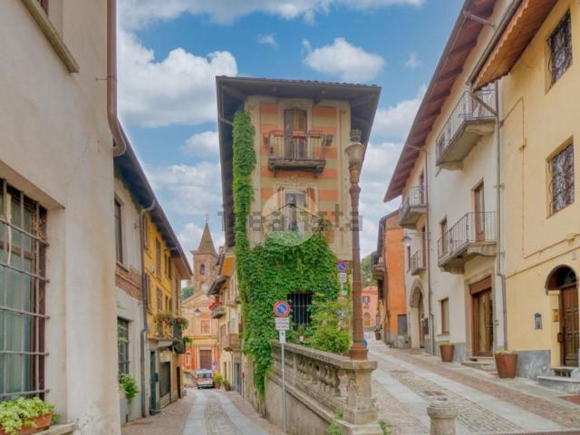 Appartamento in vendita di 104 m² in Via al Castello