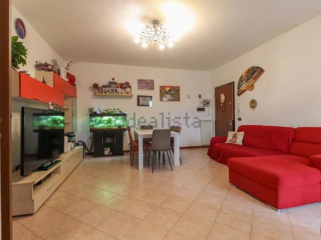 Appartamento in vendita di 104 m² in Via Augusto Ferrari