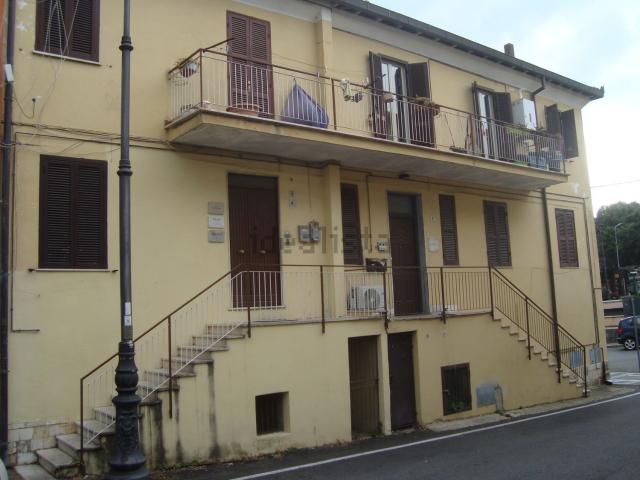 Appartamento in vendita di 104 m² in Via Giuseppe Garibaldi, 2