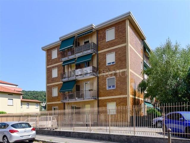 Appartamento in vendita di 104 m² in Via Giuseppe Grilloni
