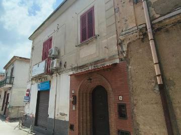 Appartamento in vendita di 104 m² in Via Giuseppe Mazzini, 4