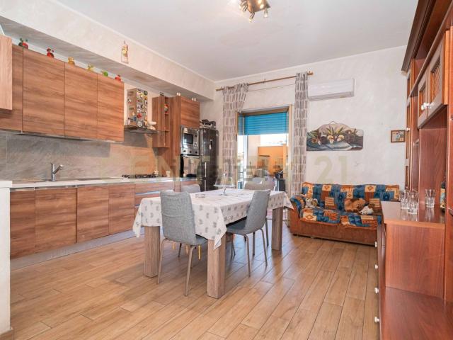 Appartamento in vendita di 104 m² in Via Giuseppe Poulet, 46
