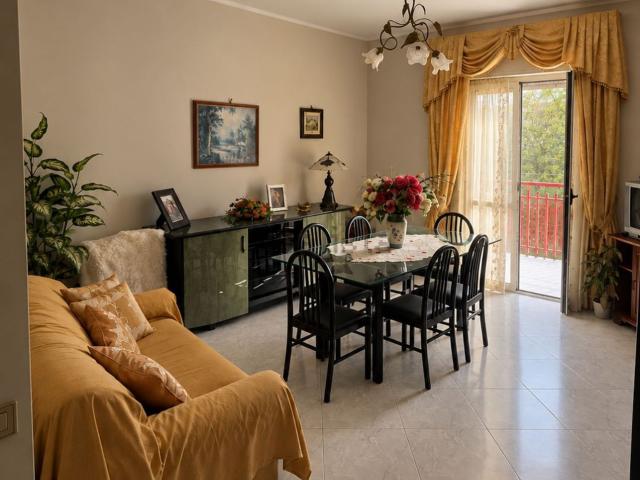 Appartamento in vendita di 104 m² in Via Don Luigi Sturzo, 1