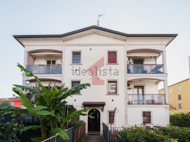 Appartamento in vendita di 106 m² in Via Don Pasquale Cattabianchi