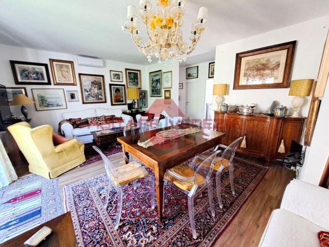 Appartamento in vendita di 104 m² in Via Dardanelli