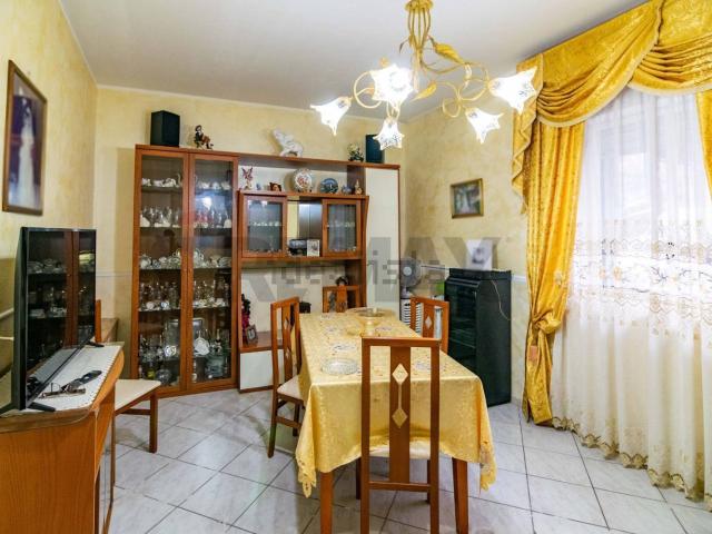 Appartamento in vendita di 104 m² in Via del Frantoio, 42