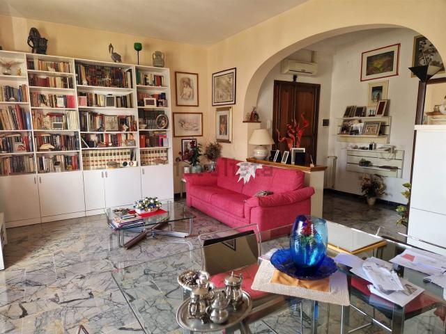 Appartamento in vendita di 104 m² in Via del Gelsomino, 16