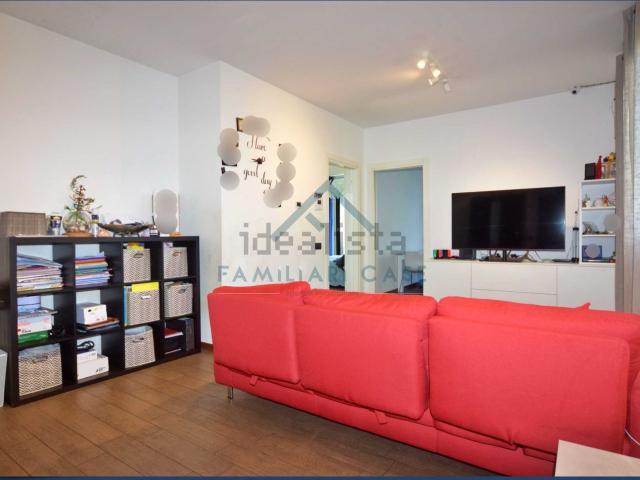 Appartamento in vendita di 104 m² in Via delle Langhe