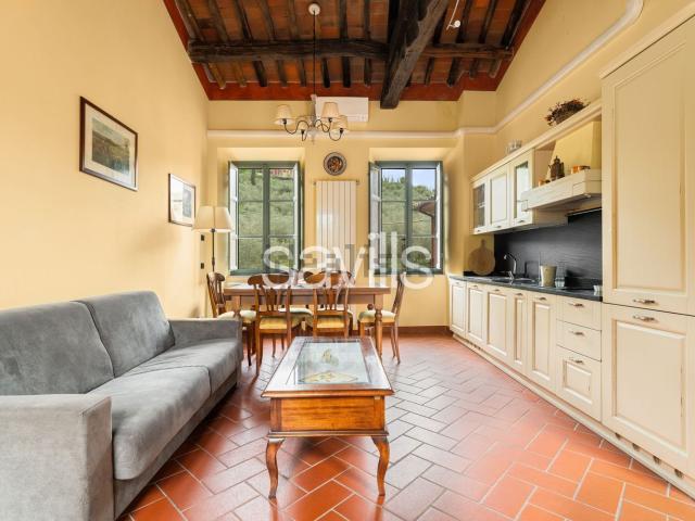 Appartamento in vendita di 104 m² in Via di Matraia