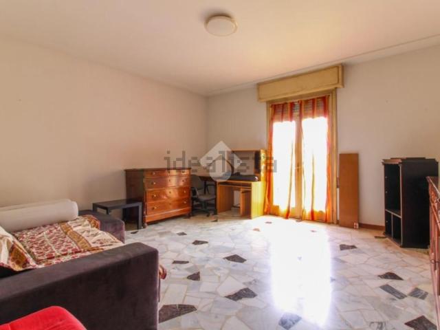 Appartamento in vendita di 104 m² in Via E. Rinaldini