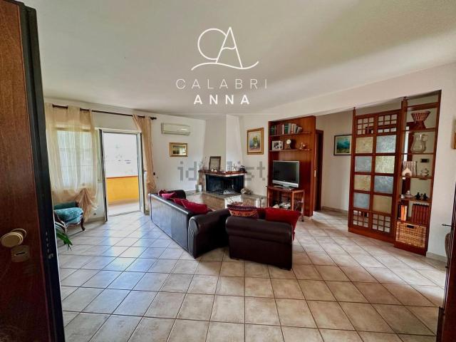 Appartamento in vendita di 104 m² in Via F. Orrico