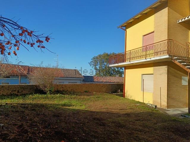 Appartamento in vendita di 104 m² in Via IV Novembre