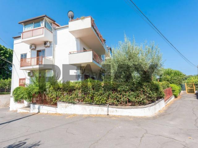 Appartamento in vendita di 104 m² in Via Lavatoio, 1