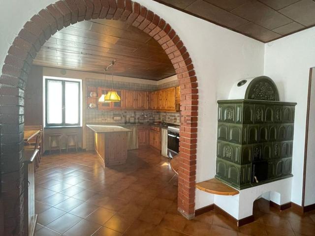 Appartamento in vendita di 104 m² in Via Lugo, 8