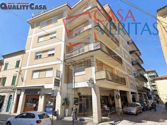 Appartamento in vendita di 104 m² in Via Molinelli, 11