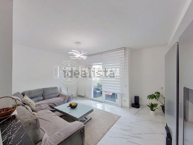 Appartamento in vendita di 104 m² in Via Monte Grappa