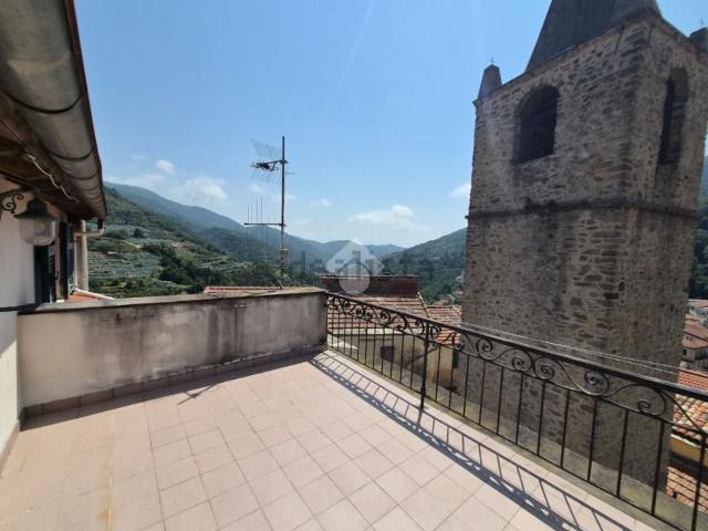 Appartamento in vendita di 104 m² in Via San Andrea, 18