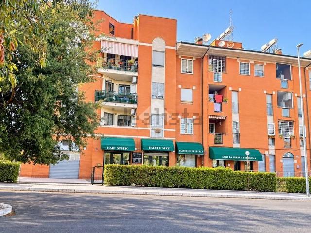 Appartamento in vendita di 104 m² in Via San Giorgio Morgeto, 111