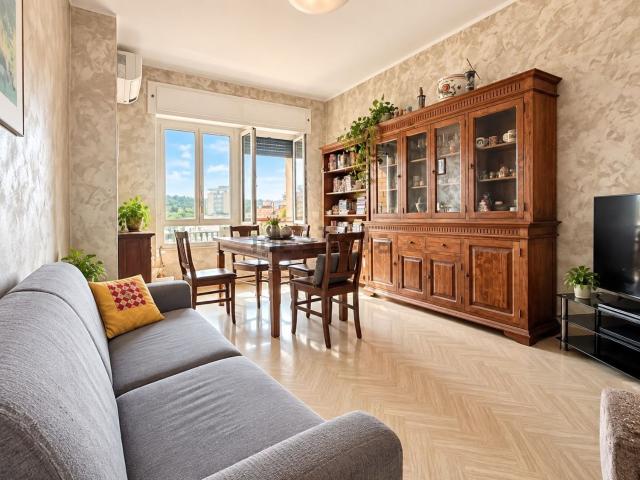 Appartamento in vendita di 104 m² in Via Podgora, 12