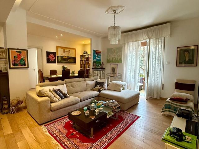 Appartamento in vendita di 104 m² in Via Paolo Renier
