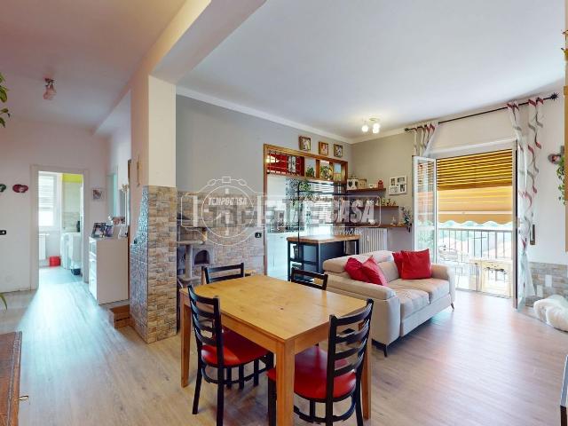 Appartamento in vendita di 104 m² in Via Papa Giovanni XXIII, 11
