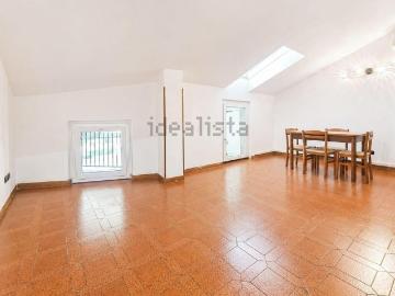 Appartamento in vendita di 104 m² in Via Privata Provina, 11
