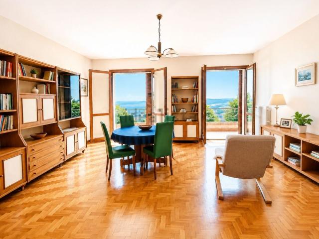 Appartamento in vendita di 104 m² in Via Roma, 32